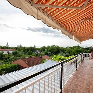 Apartman Josip Brusic, Gabonjin