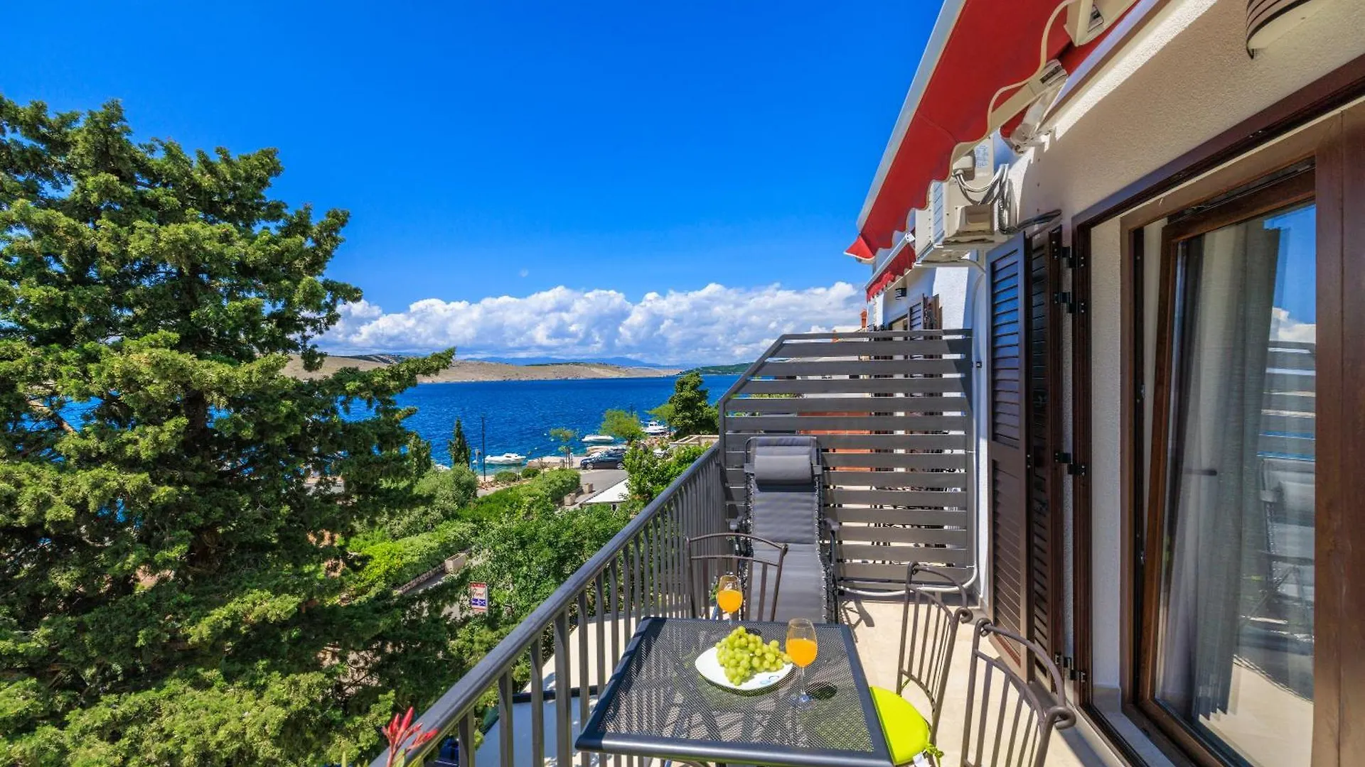 Apartmani Viktorija Jadranovo